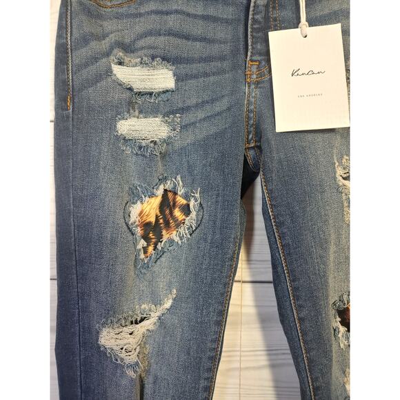NWT Kancan Midwash Skinny Jeans With Leopard Cuffed Hem And Patches size 3 - Picture 2 of 5